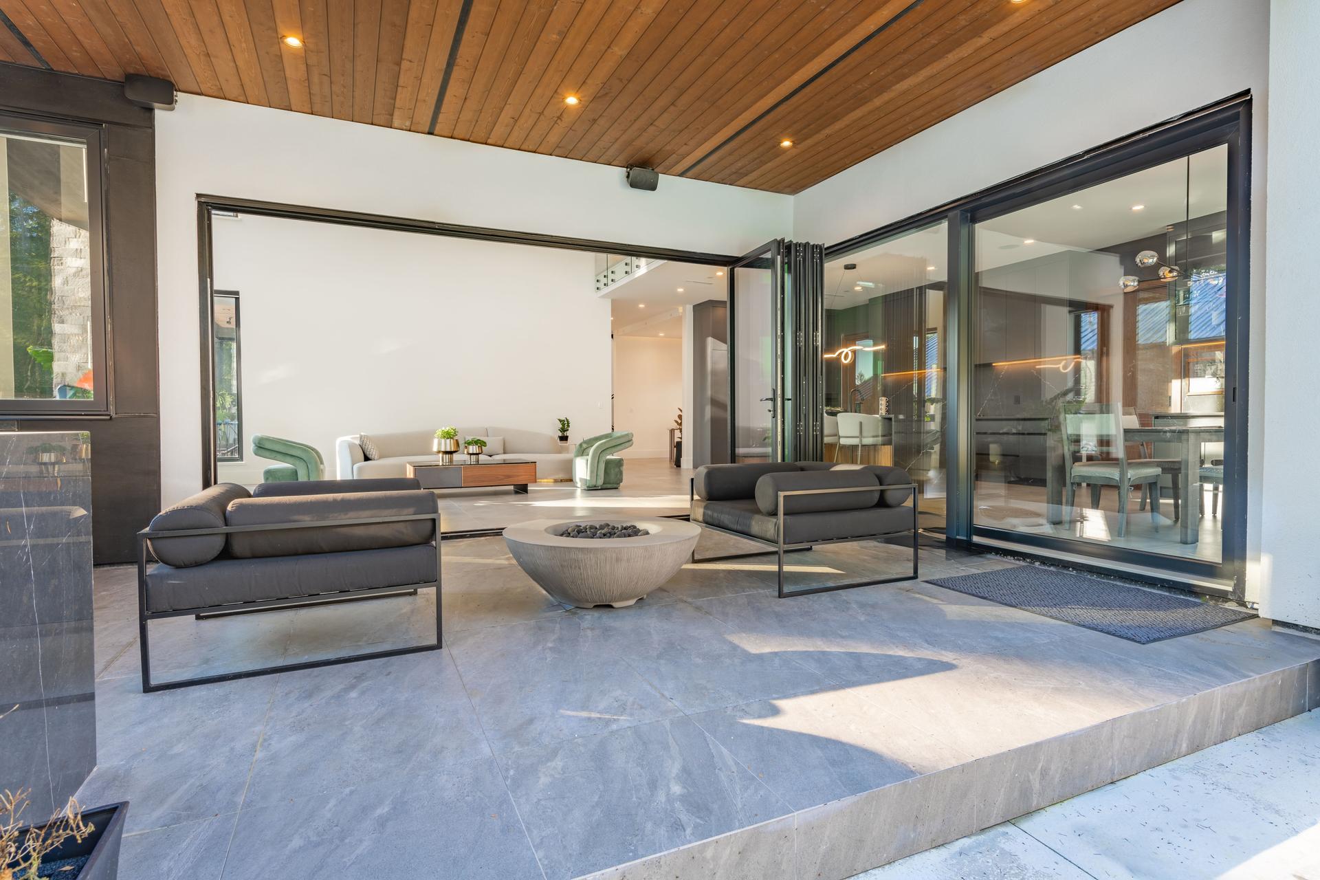 Modern contemporary residential home