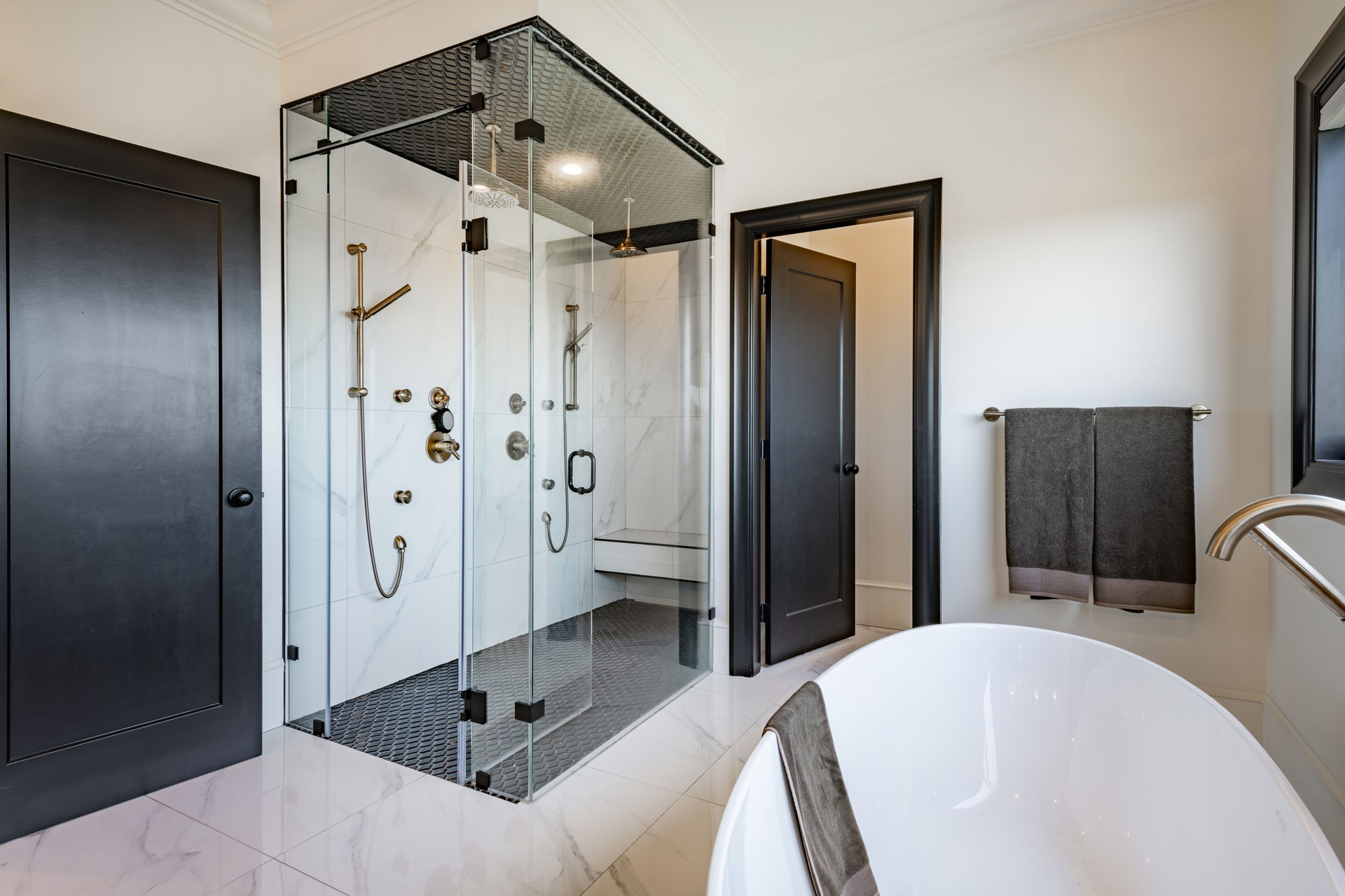 Large luxurious bathroom interior